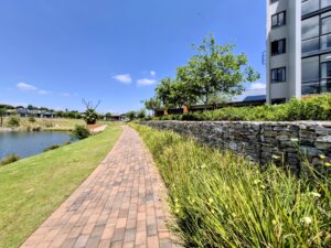 ONE BEDROOM APARTMENT TO RENT IN WATERKLOOF MARINA RETIREMENT ESTATE