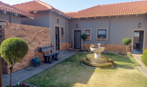 Charming 1 Bedroom Garden Cottage for Sale in Beautiful Retirement Village in Heidelberg Gauteng