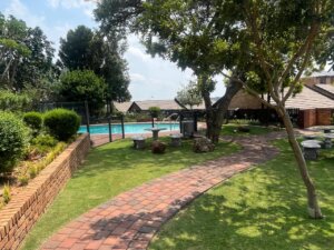 TO LET ONE BEDROOM IN BEAUTIFUL BRONBERG RETIREMENT ESTATE