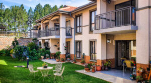 Ground-Floor 2 Bedroom Apartment for Sale in Established Retirement Easte in Pretoria East