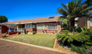Immaculate 2 Bedroom for Sale in Popular Retirement Village in Montana Pretoria